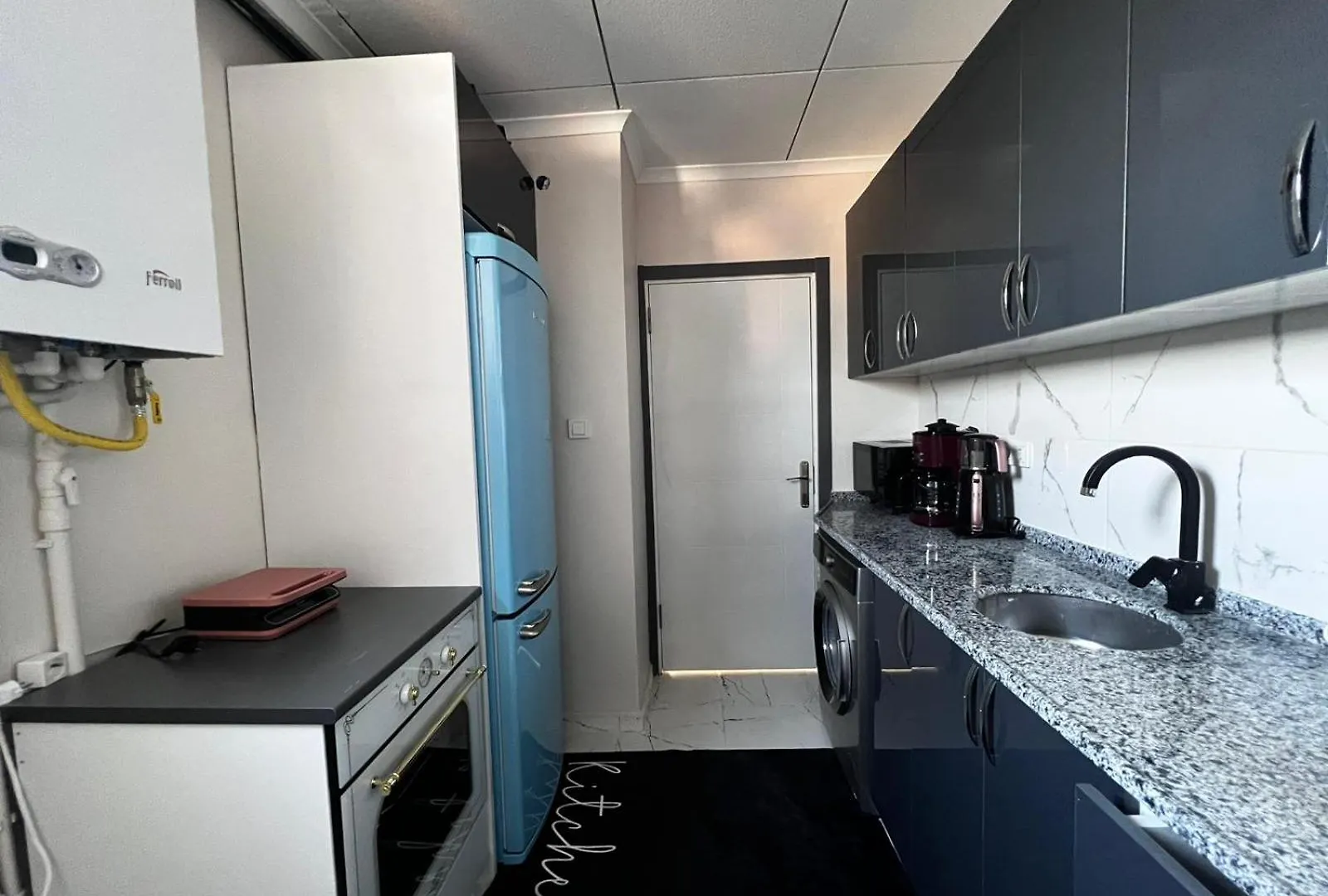 Karakoey Ultra Luxury Penthouse, 4Br,Sea View Apartment Istanbul