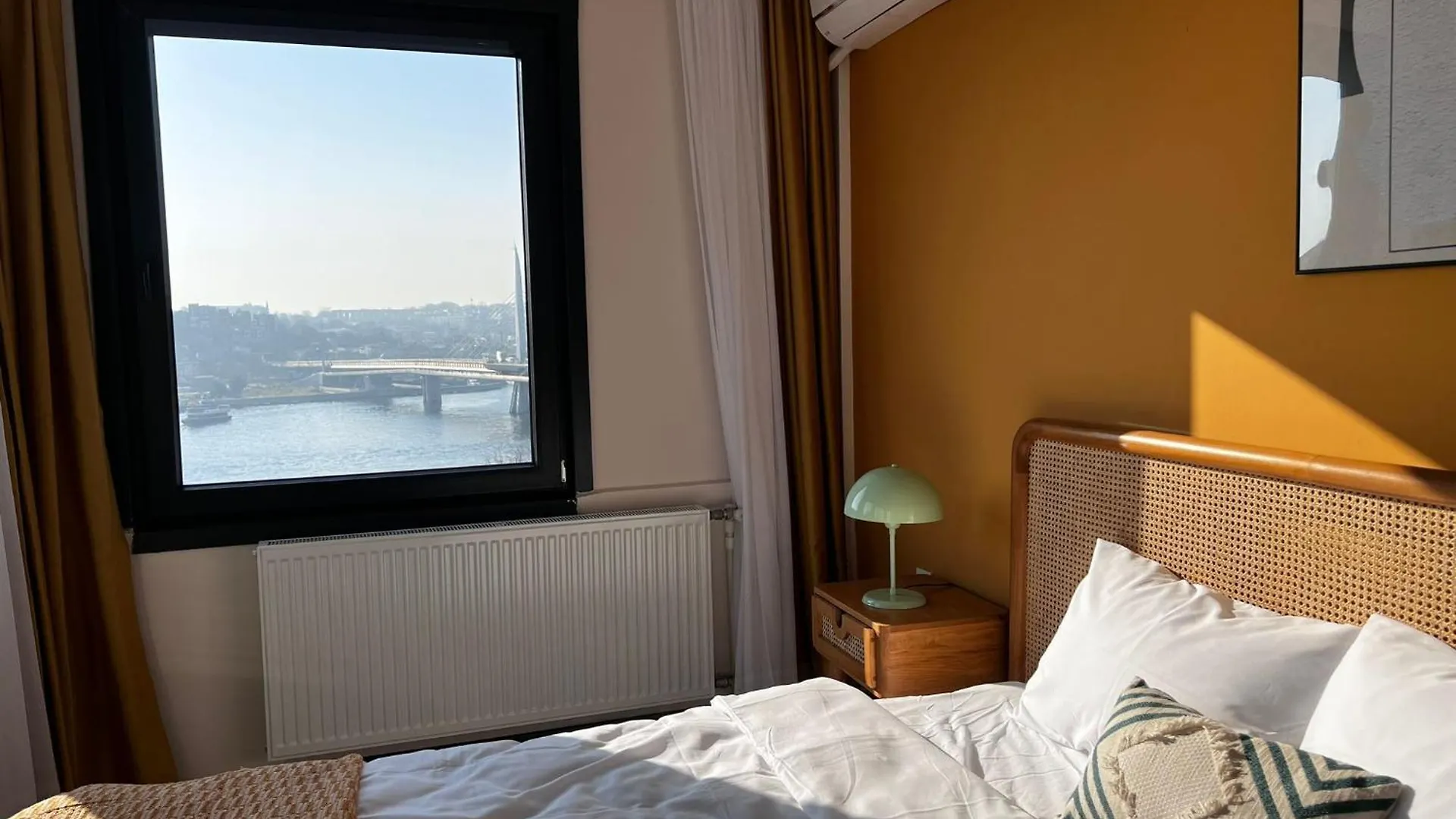 Karakoey Ultra Luxury Penthouse, 4Br,Sea View Apartment Istanbul