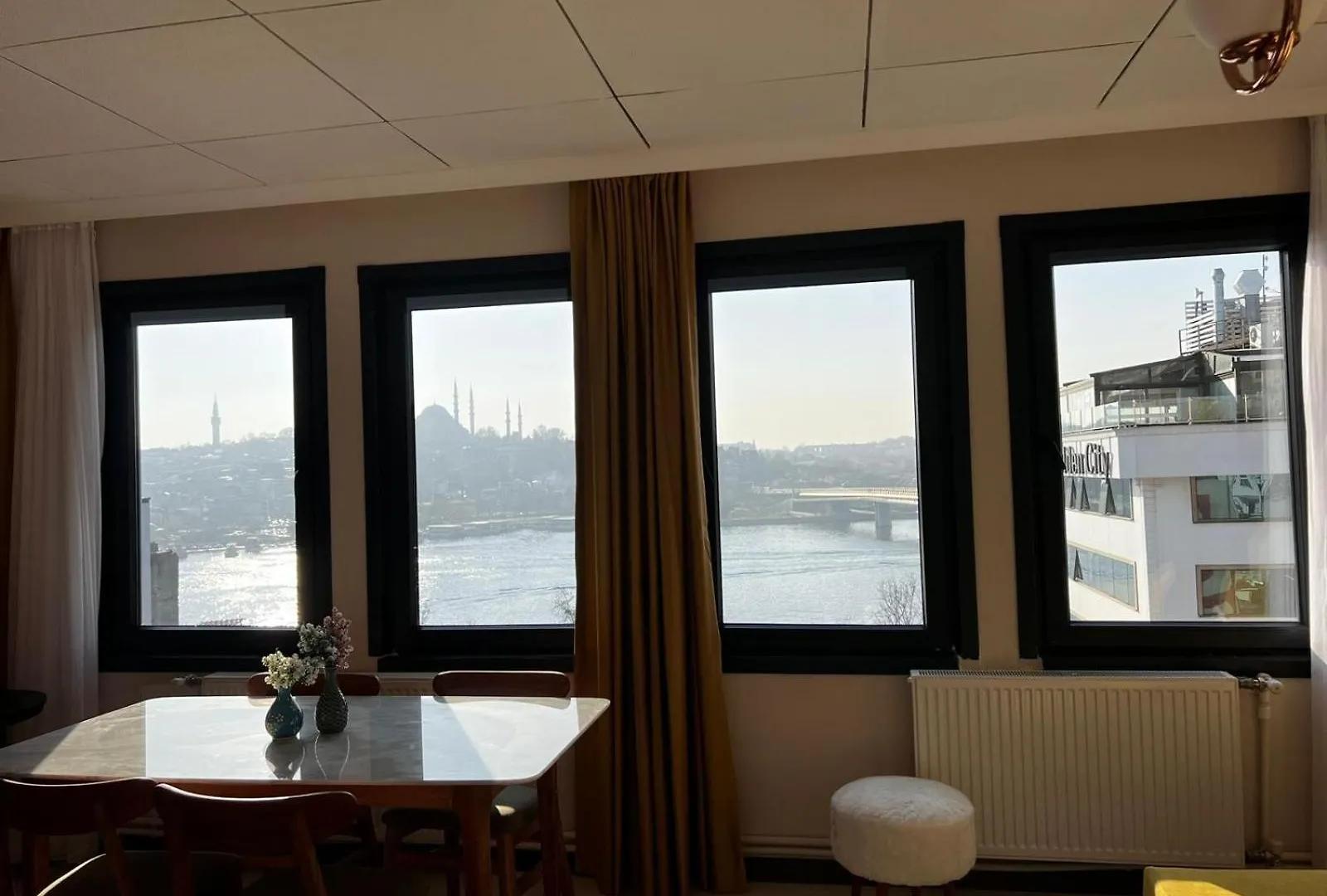 Karakoey Ultra Luxury Penthouse, 4Br,Sea View Apartment Istanbul