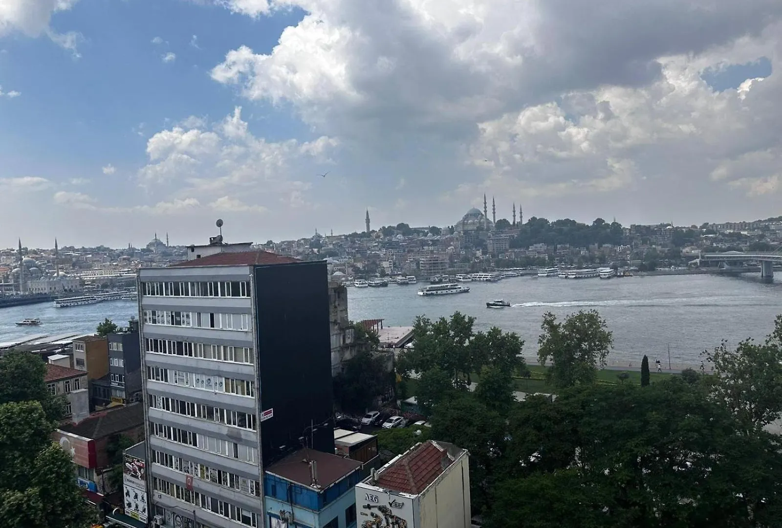 Karakoey Ultra Luxury Penthouse, 4Br,Sea View Apartment Istanbul