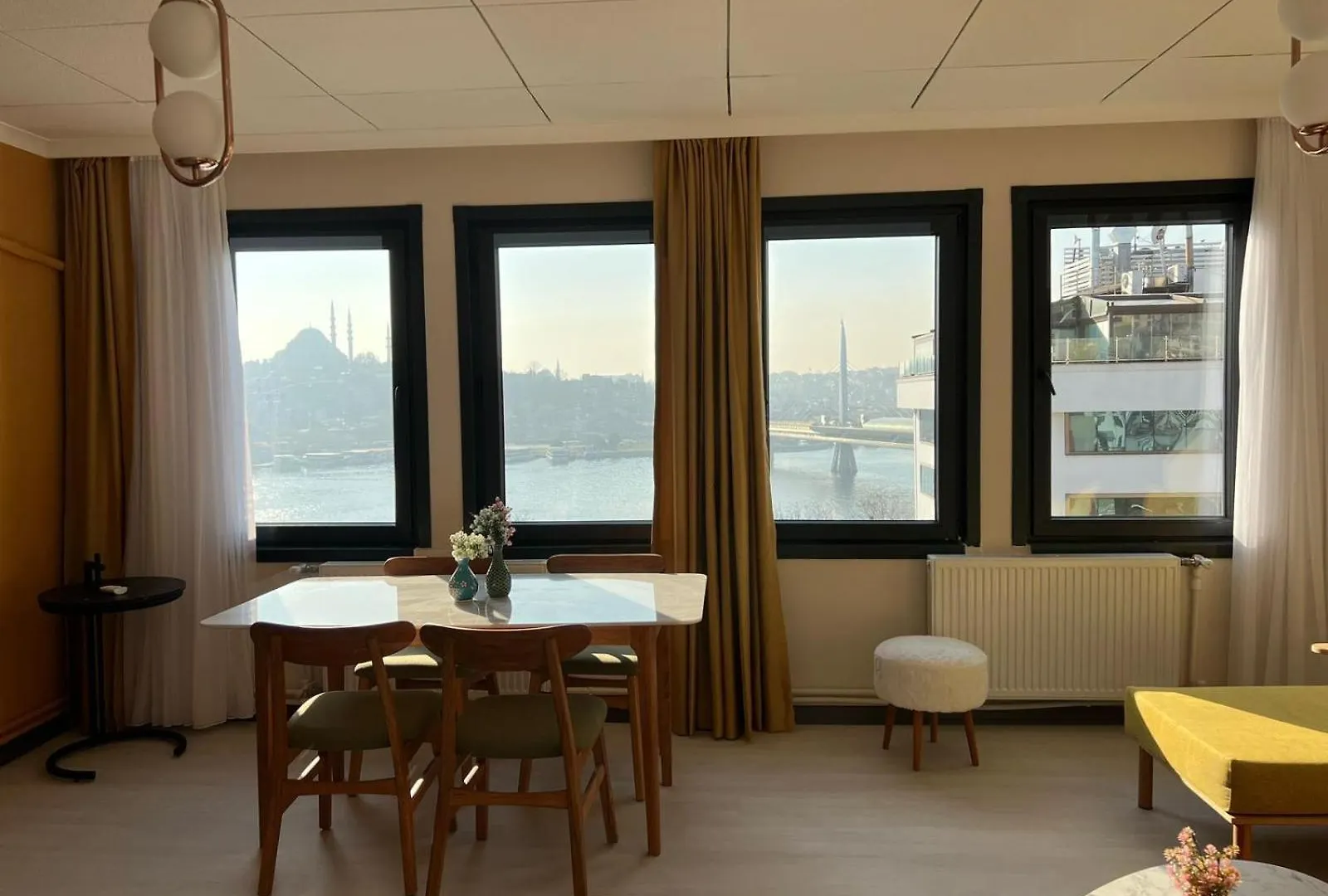Karakoey Ultra Luxury Penthouse, 4Br,Sea View Apartment Istanbul